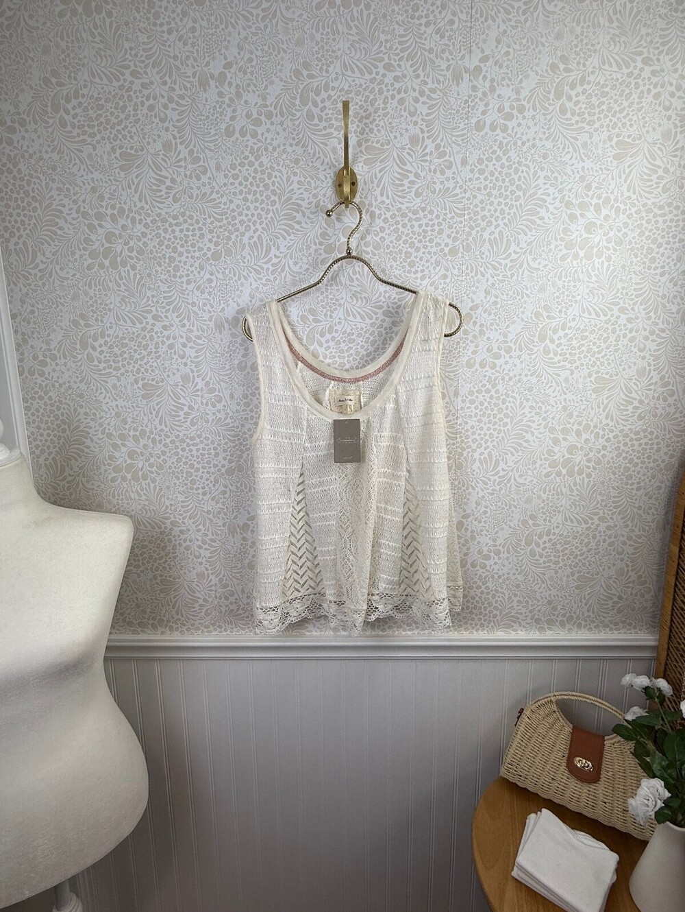 Meadow Rue by Anthropologie Ivory Carrigan Lace Swing Tank - Size - Large - NWT